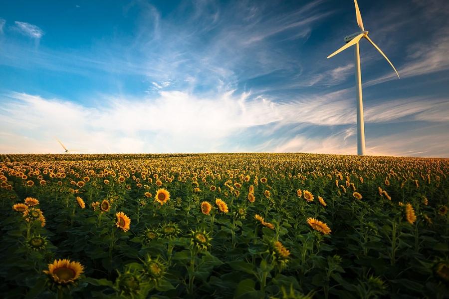 Directeur Dirk-Jan Wolfert van consumentenorganisatie de Vastelastenbond adviseert om juist nu over te stappen naar een vast energiecontract.